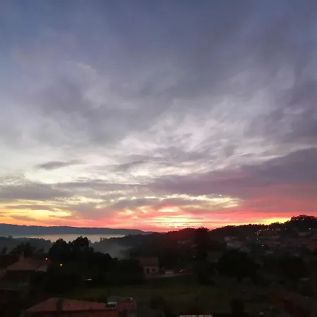 Casa Del Baile - 2 Viviendas * Bueu